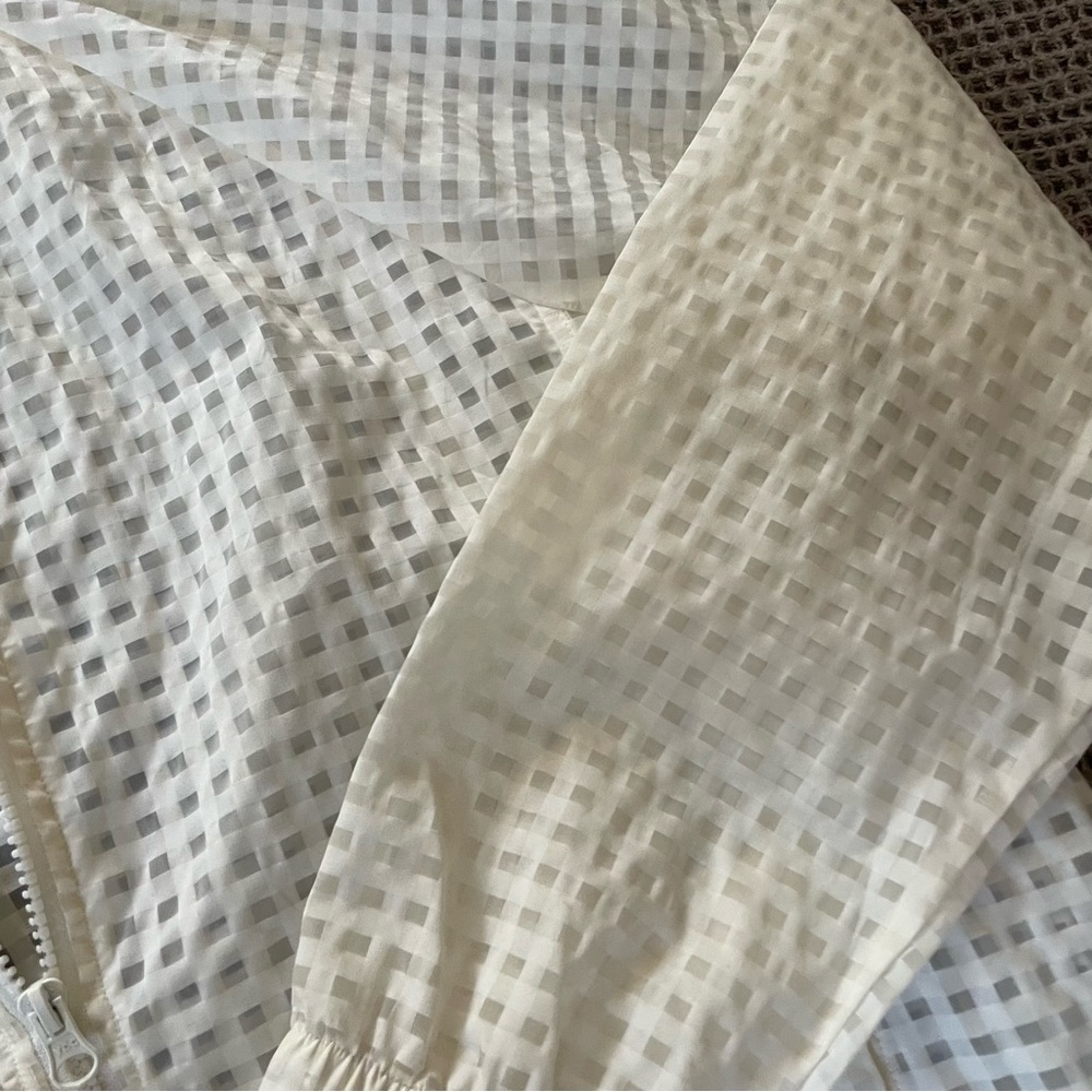 Fabletics Cleo Lightweight White Jacket - image 8